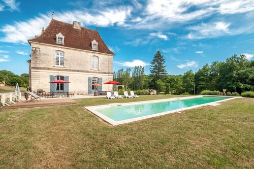 Chateau Perigord - Sechs Schlafzimmer , Schläft 12