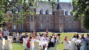 Área para banquetes al aire libre