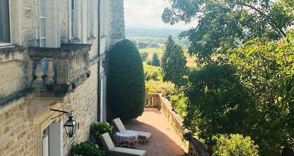 Chateau Empire - Sechs Schlafzimmer , Schläft 12