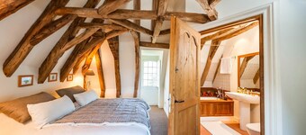 Chartreuse Des Roses