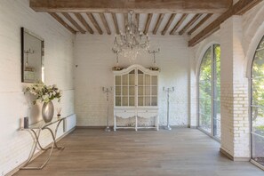 Interior - Chateau Albatre - Twelve Bedroom Castle, Sleeps 33 (Luneray)