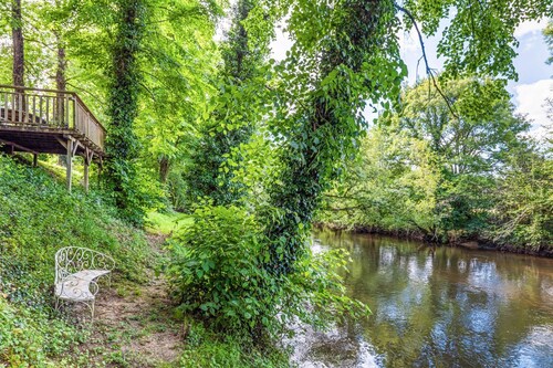 Maison De La Dronne - Four Bedroom Villa, Sleeps 8