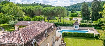 Maison De La Dronne - Four Bedroom Villa, Sleeps 8