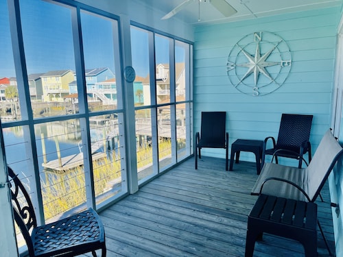 Waterfront Canal Home - Private Boat Dock, Elevator & Short Walk to Beach Access