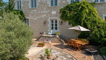 Restauration extérieure