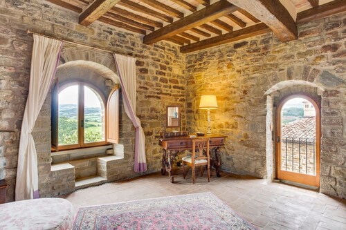 Castello Gubbio - Fünfzehn Schlafzimmer , Schläft 30