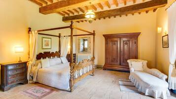 15 多间卧室、熨斗/熨衣板、WiFi、床单