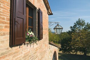 Dettaglio esterni