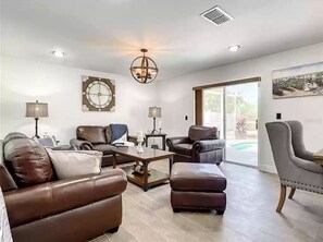 TV, streaming services - Contemporary pool home with private pool and extended deck (Kissimmee)