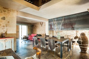 Dining - Casa Donnafugata - Five Bedroom Villa, Sleeps 11 (Ragusa)