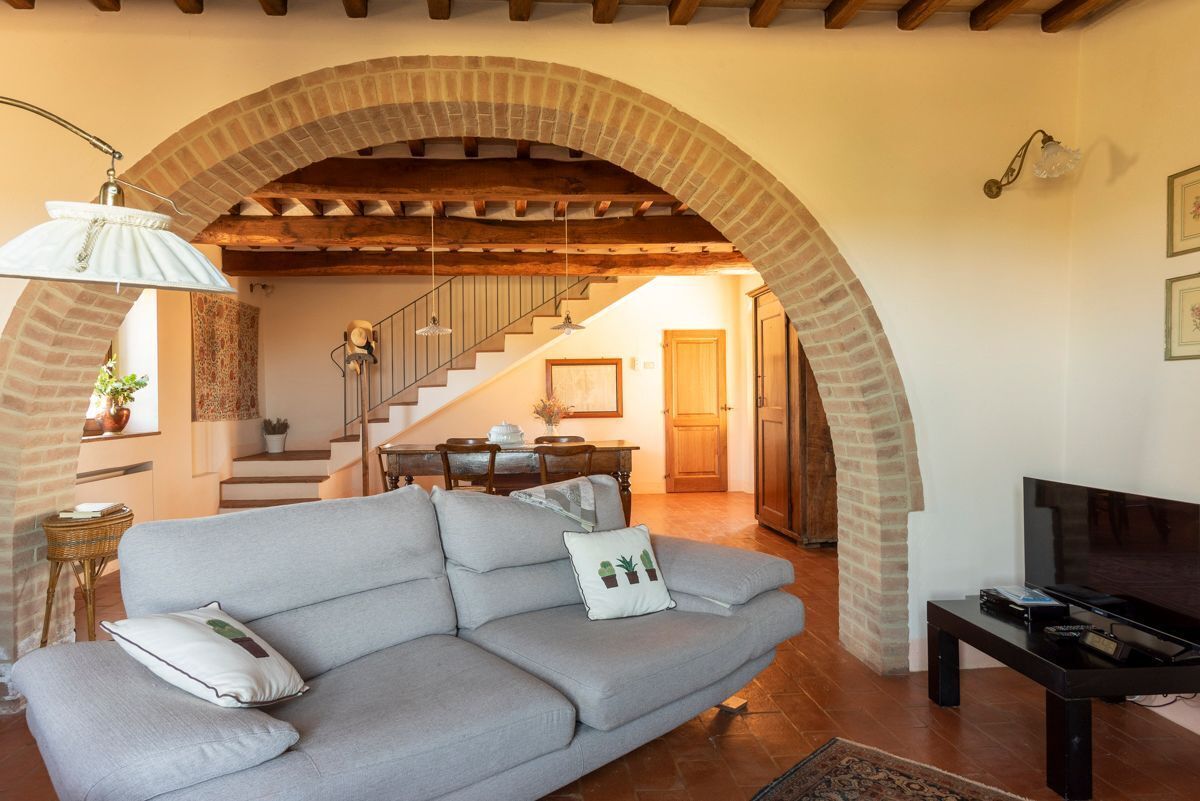 Fireplace, DVD player