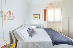 7 Schlafzimmer, Bügeleisen/Bügelbrett, kostenloses Internet, Bettwäsche