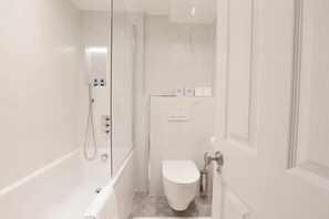 Bathtub, hair dryer