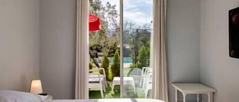 2 chambres, fer et planche à repasser, lit parapluie, Wi-Fi