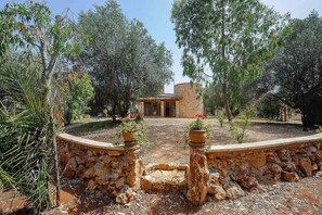 Exterior - Torre del Drago - Three Bedroom Villa, Sleeps 6 (Marina di Felloniche)