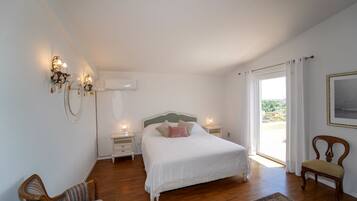 5 chambres, fer et planche Ă repasser, accĂšs Internet, draps fournis