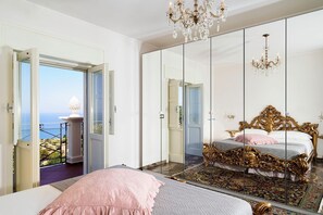 5 Schlafzimmer, Bügeleisen/Bügelbrett, Internetzugang, Bettwäsche