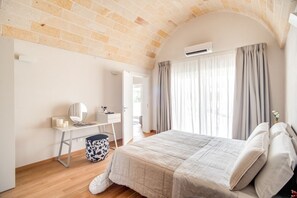 2 chambres, fer et planche Ă repasser, accĂšs Internet, draps fournis