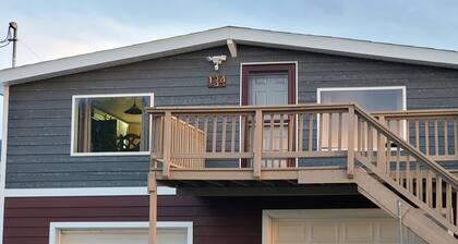 North Of Paradise! Great 2 Bedroom 900 sqft loft