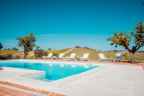 Il Brumale - Five Bedroom Villa, Sleeps 10