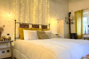 7 slaapkamers, een strijkplank/strijkijzer, wifi, beddengoed
