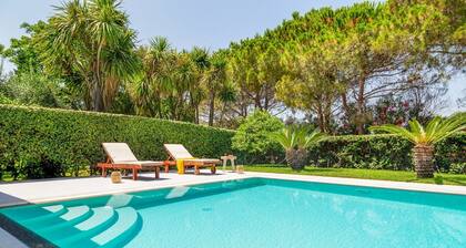 Domus De Acacia - Three Bedroom Villa, Sleeps 6