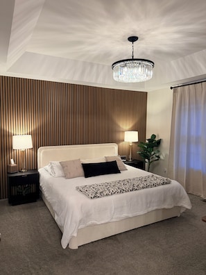 4 bedrooms, iron/ironing board, free WiFi, bed sheets