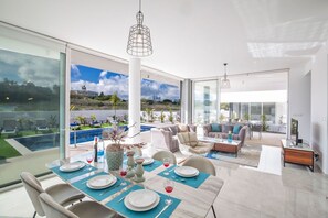 Dining - Villa Aglaia - Three Bedroom Villa, Sleeps 8 (Πρωταράς)