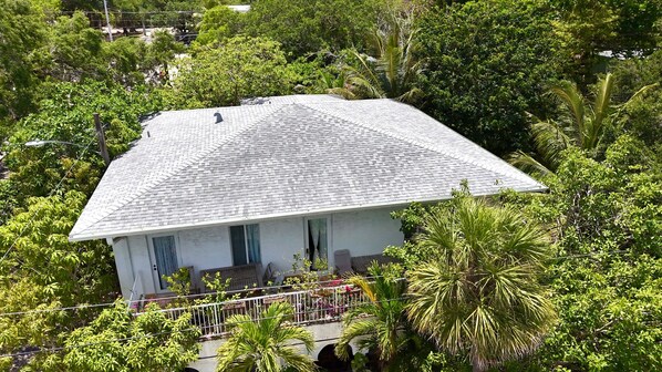Exterior - Your Grove Home (Miami)