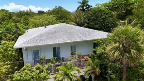 Exterior - Your Grove Home (Miami)