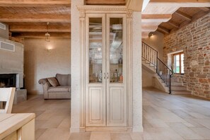 Interior - Old Town Villa Hvar - Five Bedroom Villa, Sleeps 12 (Uvala Tatinja)