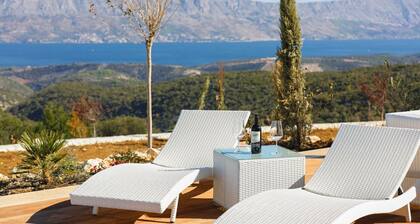 Villa Bracia - Three Bedroom Villa, Sleeps 6