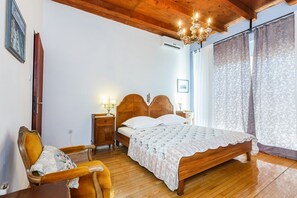 3 Schlafzimmer, Bügeleisen/Bügelbrett, WLAN, Bettwäsche