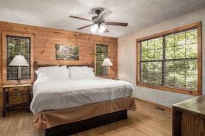 2 bedrooms, free WiFi - Brookside: Gorgeous Brookside Cabin Nestled next to Cosby and Gatlinburg Entrance. (Gatlinburg)