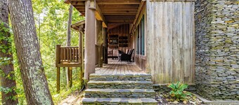 Valentines View: Majestic Lodge with Awe-Inspiring Views