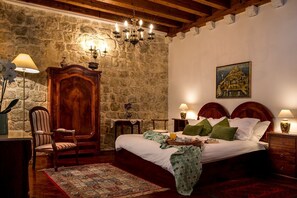 3 Schlafzimmer, Bügeleisen/Bügelbrett, Internetzugang, Bettwäsche