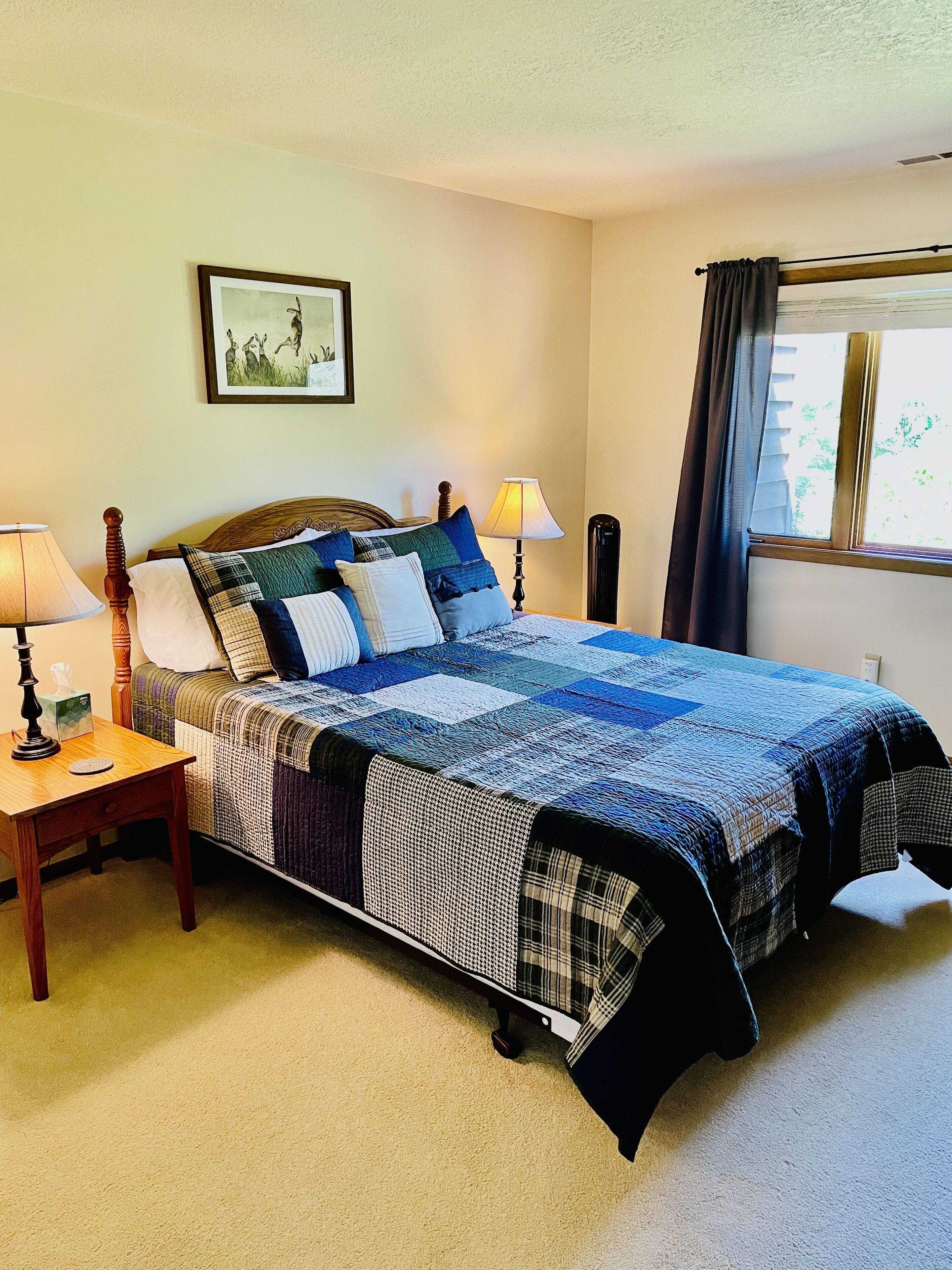 2 多间卧室、办公桌、熨斗/熨衣板、免费 WiFi