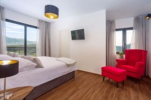 3 Schlafzimmer, Bügeleisen/Bügelbrett, Internetzugang, Bettwäsche