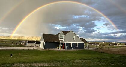 Convenient location in the center of Southwest Montana’s hot spot for activities