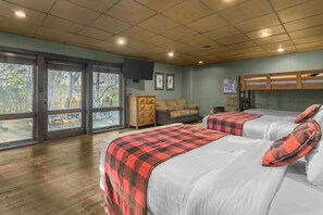 8 bedrooms, Internet - Roosevelt Lodge: Majestic Lodge with Everything to Make your Perfect Vacation Great! (Gatlinburg)