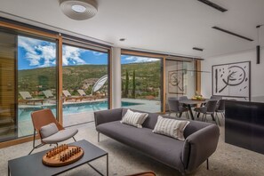 Beheizter Pool