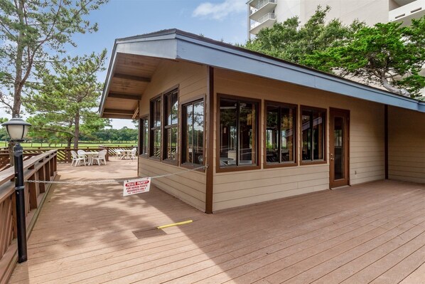 Condo (Heron Pointe E-10) | Bahagian luar