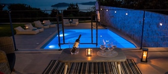 Villa Cesara - Two Bedroom Villa, Sleeps 4