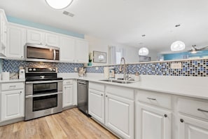 Condo, 3 quartos (1234 River Oaks Dr - 20C) | Fachada