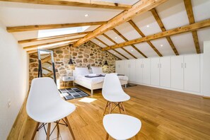 4 chambres, fer et planche Ă repasser, Wi-Fi, literie fournie