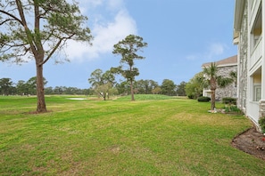 Condo, 2 habitaciones, balcón, vista al campo de golf | Exterior