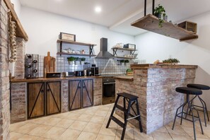 Geschirrspüler, Hochstuhl