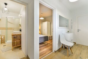 5 Schlafzimmer, Bügeleisen/Bügelbrett, WLAN, Bettwäsche