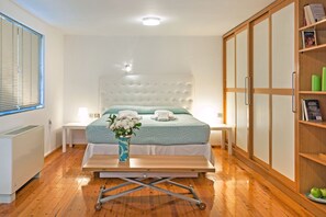 Spa - Villa Zaimis - Five Bedroom Villa, Sleeps 10 (Daratsos)