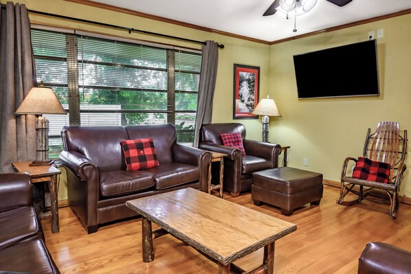 TV, tavolo da ping pong